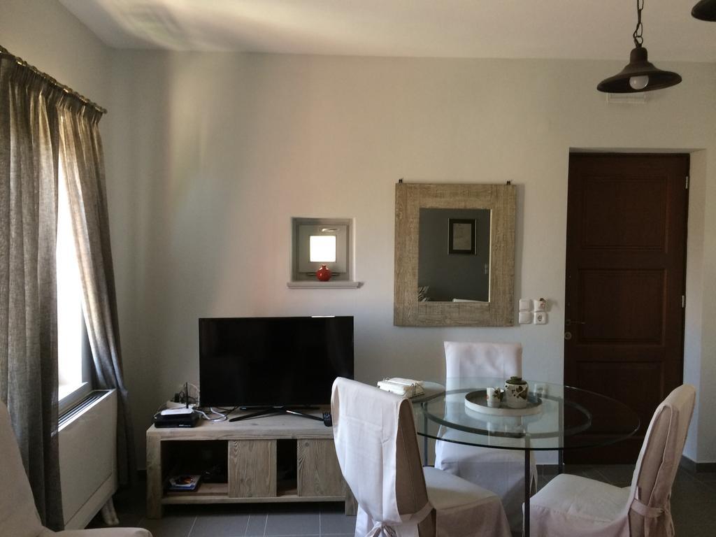 Heliades Maisonettes Mythimna Esterno foto